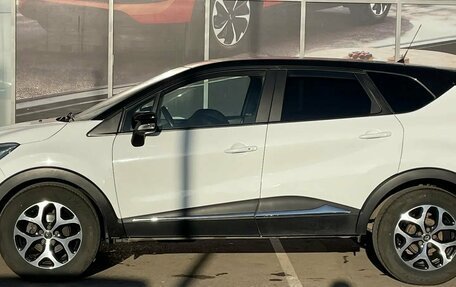 Renault Kaptur I рестайлинг, 2018 год, 1 600 000 рублей, 4 фотография