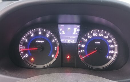 Hyundai Solaris II рестайлинг, 2012 год, 874 000 рублей, 7 фотография