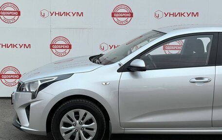 KIA Rio IV, 2020 год, 1 799 000 рублей, 12 фотография