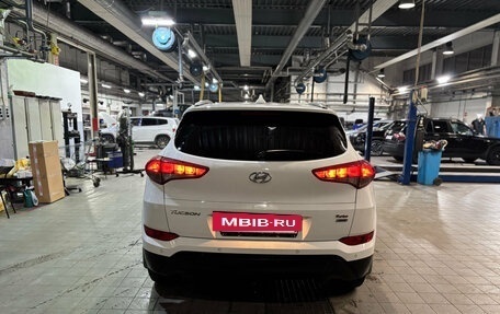 Hyundai Tucson III, 2016 год, 1 599 000 рублей, 6 фотография