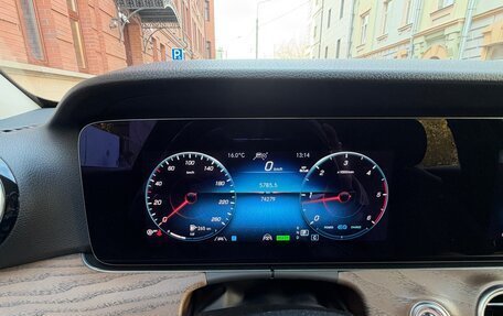 Mercedes-Benz E-Класс, 2021 год, 4 900 000 рублей, 23 фотография