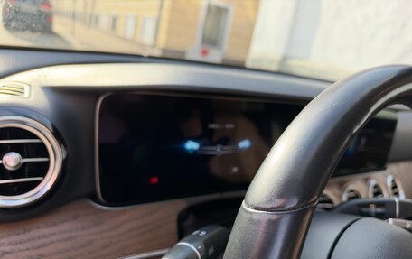 Mercedes-Benz E-Класс, 2021 год, 4 900 000 рублей, 19 фотография