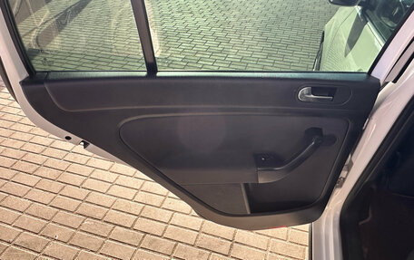 Volkswagen Golf Plus II, 2012 год, 790 000 рублей, 19 фотография