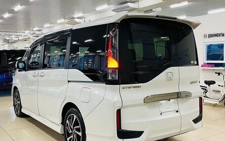 Honda Stepwgn IV рестайлинг, 2021 год, 2 130 000 рублей, 6 фотография