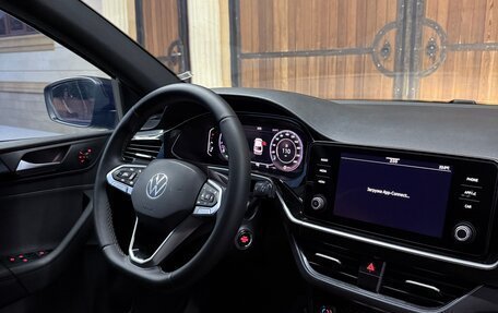 Volkswagen Polo VI (EU Market), 2021 год, 1 345 000 рублей, 2 фотография