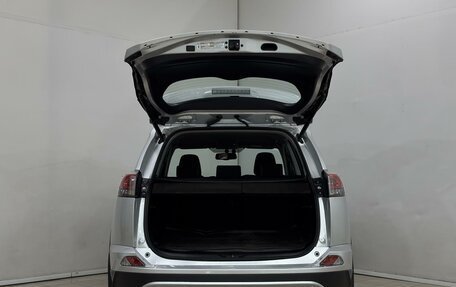 Toyota RAV4, 2019 год, 2 249 000 рублей, 6 фотография