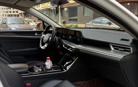 KIA K5, 2022 год, 3 100 000 рублей, 21 фотография