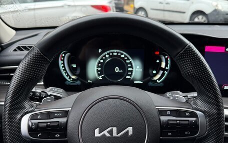 KIA K5, 2022 год, 3 100 000 рублей, 32 фотография