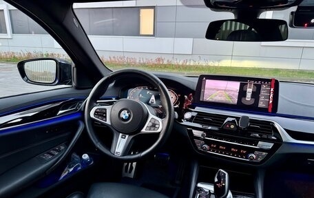 BMW 5 серия, 2020 год, 3 999 000 рублей, 15 фотография