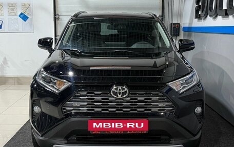 Toyota RAV4, 2020 год, 3 689 000 рублей, 2 фотография