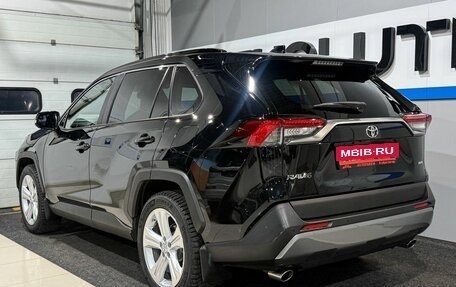 Toyota RAV4, 2020 год, 3 689 000 рублей, 6 фотография