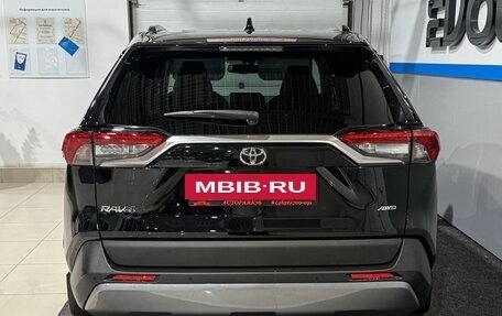 Toyota RAV4, 2020 год, 3 689 000 рублей, 7 фотография