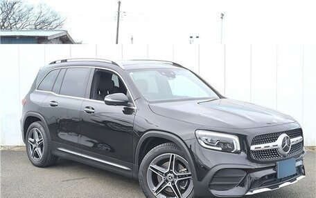 Mercedes-Benz GLB, 2024 год, 2 790 000 рублей, 3 фотография