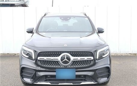 Mercedes-Benz GLB, 2024 год, 2 790 000 рублей, 2 фотография