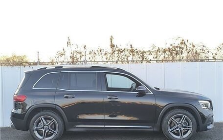 Mercedes-Benz GLB, 2024 год, 2 790 000 рублей, 4 фотография