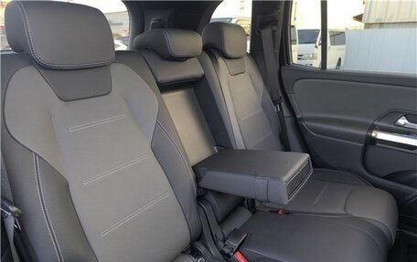 Mercedes-Benz GLB, 2024 год, 2 790 000 рублей, 19 фотография