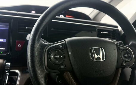 Honda Stepwgn IV рестайлинг, 2020 год, 2 250 000 рублей, 12 фотография