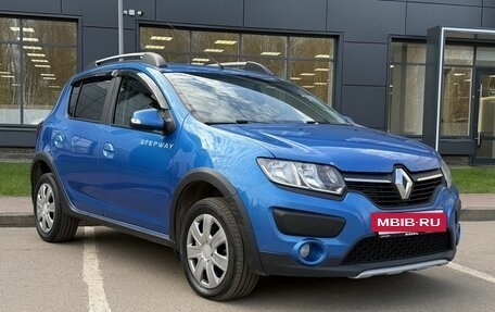 Renault Sandero II рестайлинг, 2017 год, 629 000 рублей, 3 фотография
