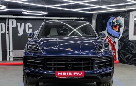 Porsche Cayenne III, 2023 год, 12 990 000 рублей, 2 фотография