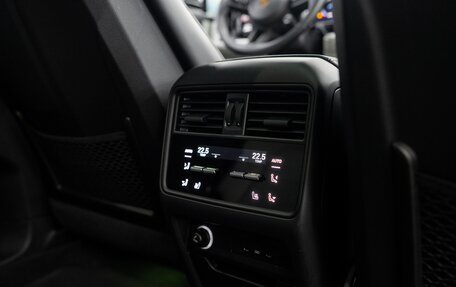 Porsche Cayenne III, 2023 год, 12 990 000 рублей, 24 фотография