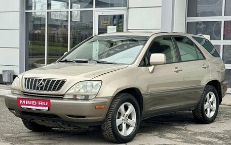 Lexus RX IV рестайлинг, 2001 год, 890 000 рублей, 2 фотография