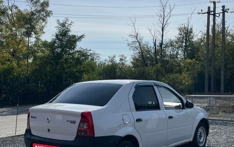 Renault Logan I, 2011 год, 300 000 рублей, 2 фотография