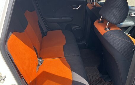 Honda Fit III, 2011 год, 850 000 рублей, 20 фотография