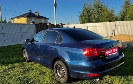 Volkswagen Jetta VII, 2011 год, 750 000 рублей, 4 фотография