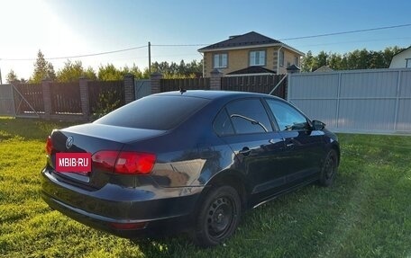 Volkswagen Jetta VII, 2011 год, 750 000 рублей, 5 фотография