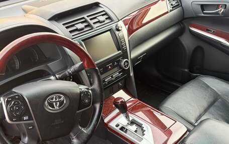 Toyota Camry, 2014 год, 1 700 000 рублей, 10 фотография