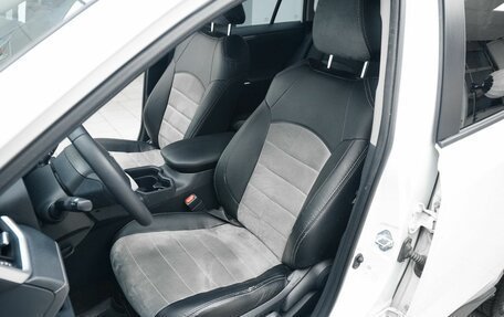Toyota RAV4, 2020 год, 3 100 000 рублей, 9 фотография