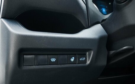 Toyota RAV4, 2020 год, 3 100 000 рублей, 12 фотография