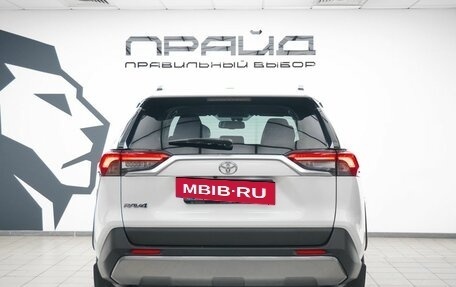 Toyota RAV4, 2020 год, 3 100 000 рублей, 4 фотография