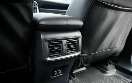 Toyota RAV4, 2020 год, 3 100 000 рублей, 27 фотография