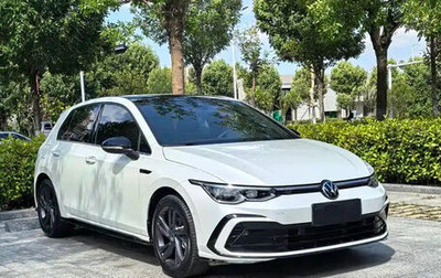 Volkswagen Golf VIII, 2022 год, 1 990 000 рублей, 1 фотография