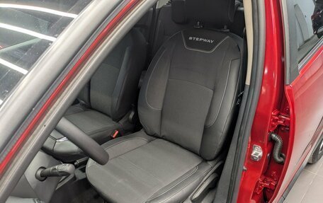 Renault Logan II, 2021 год, 1 290 000 рублей, 11 фотография