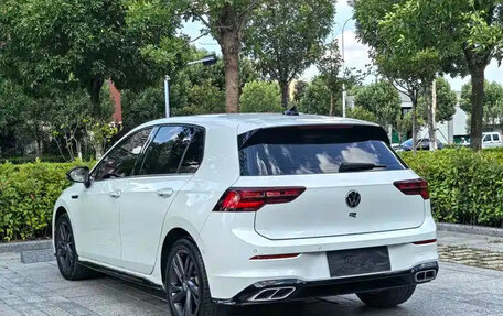 Volkswagen Golf VIII, 2022 год, 1 990 000 рублей, 7 фотография