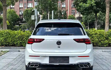 Volkswagen Golf VIII, 2022 год, 1 990 000 рублей, 5 фотография
