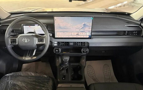 Toyota RAV4, 2026 год, 4 390 000 рублей, 6 фотография