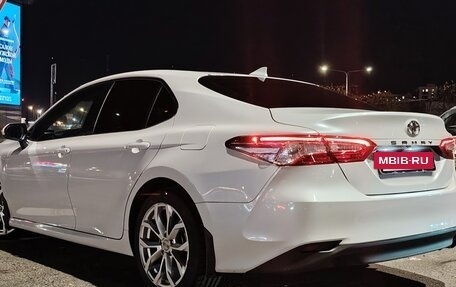 Toyota Camry, 2020 год, 2 730 000 рублей, 2 фотография