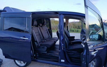 Nissan Serena IV, 2016 год, 1 249 999 рублей, 14 фотография