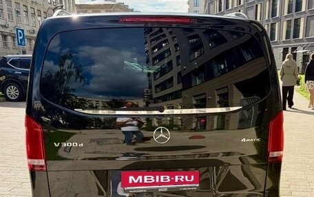 Mercedes-Benz V-Класс, 2022 год, 5 998 000 рублей, 4 фотография