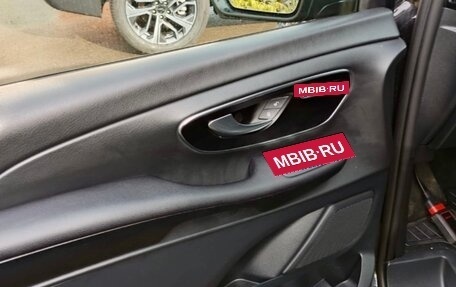 Mercedes-Benz V-Класс, 2022 год, 5 998 000 рублей, 7 фотография