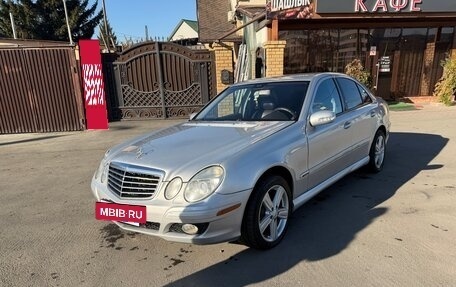 Mercedes-Benz E-Класс, 2003 год, 700 000 рублей, 2 фотография