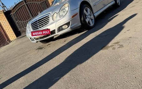 Mercedes-Benz E-Класс, 2003 год, 700 000 рублей, 3 фотография