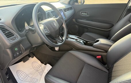 Honda Vezel, 2022 год, 2 200 000 рублей, 22 фотография