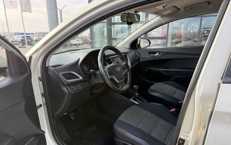 Hyundai Solaris II рестайлинг, 2019 год, 1 345 000 рублей, 12 фотография