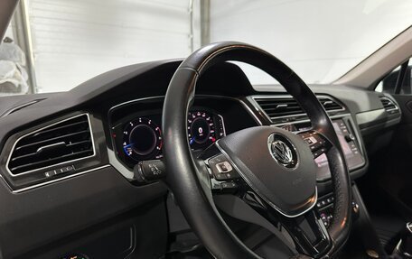Volkswagen Tiguan II, 2019 год, 2 400 000 рублей, 15 фотография
