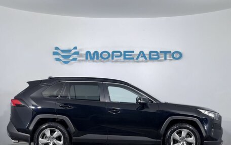 Toyota RAV4, 2020 год, 3 220 000 рублей, 4 фотография