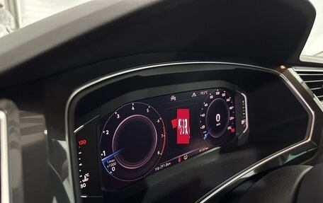 Volkswagen Tiguan II, 2019 год, 2 400 000 рублей, 16 фотография